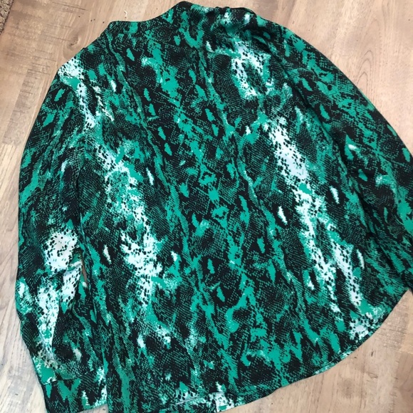 Calvin Klein Snakeskin Reptile Blouse - Picture 3 of 4
